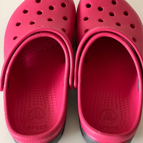Pink Crocs - Picture 4 of 4